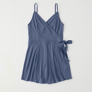 Abercrombie blue romper